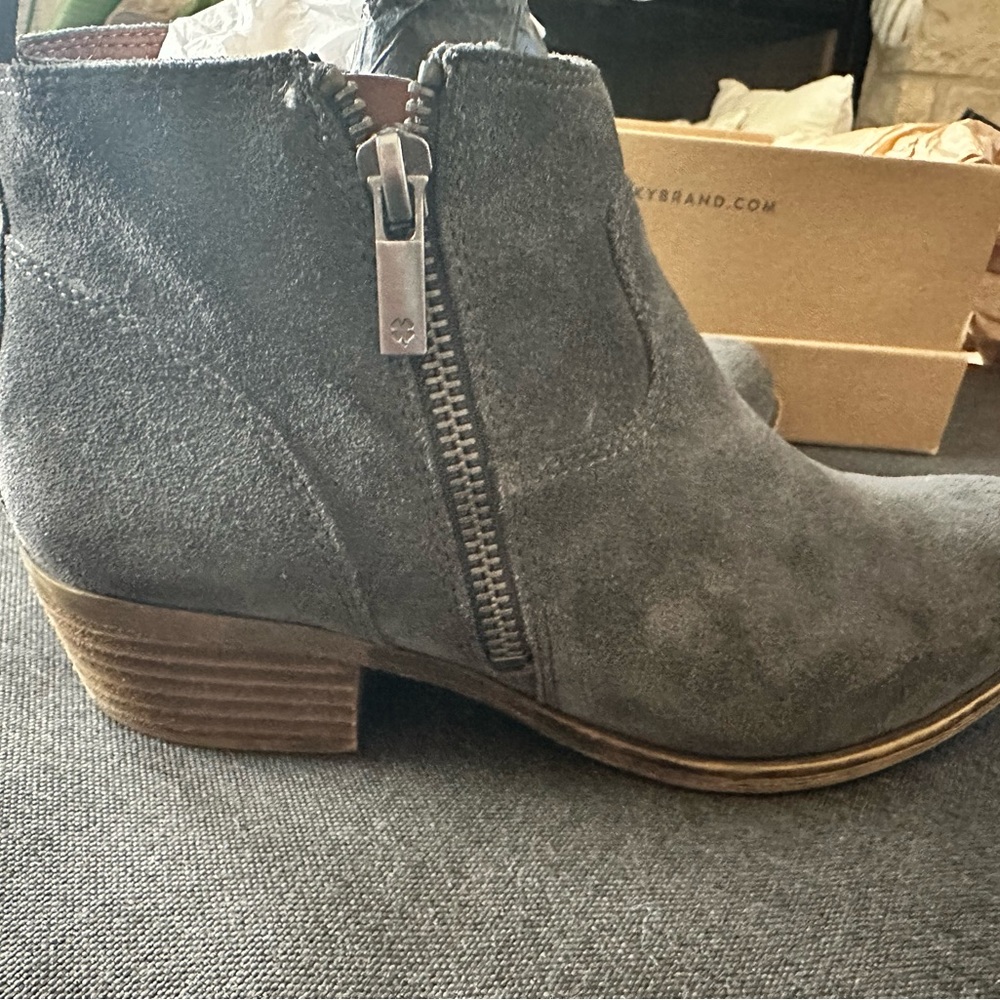 Lucky Brand Grey Suede booties size 6.5